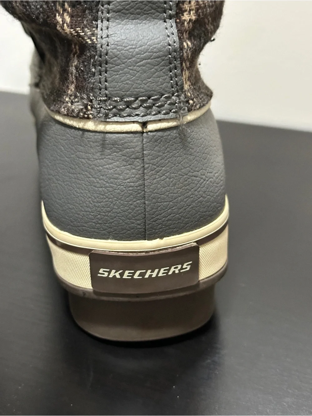 Skechers Highlanders-Klondike Sz 8.5 Tall  Plaid Duck Thinsulate Lined Boots